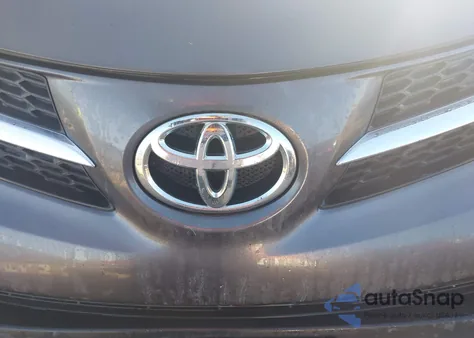 2015 Toyota Rav4 Xle z USA, uszkodzony, nr VIN JTMWFREV3FJ055837